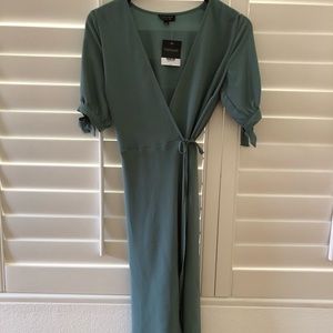 Brand new flowy dress!